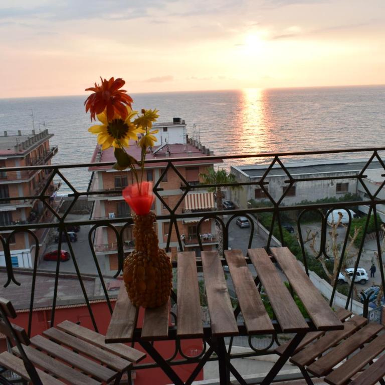 HOUSE OF SUN 2016 - Two-Bedroom Apartment - 1