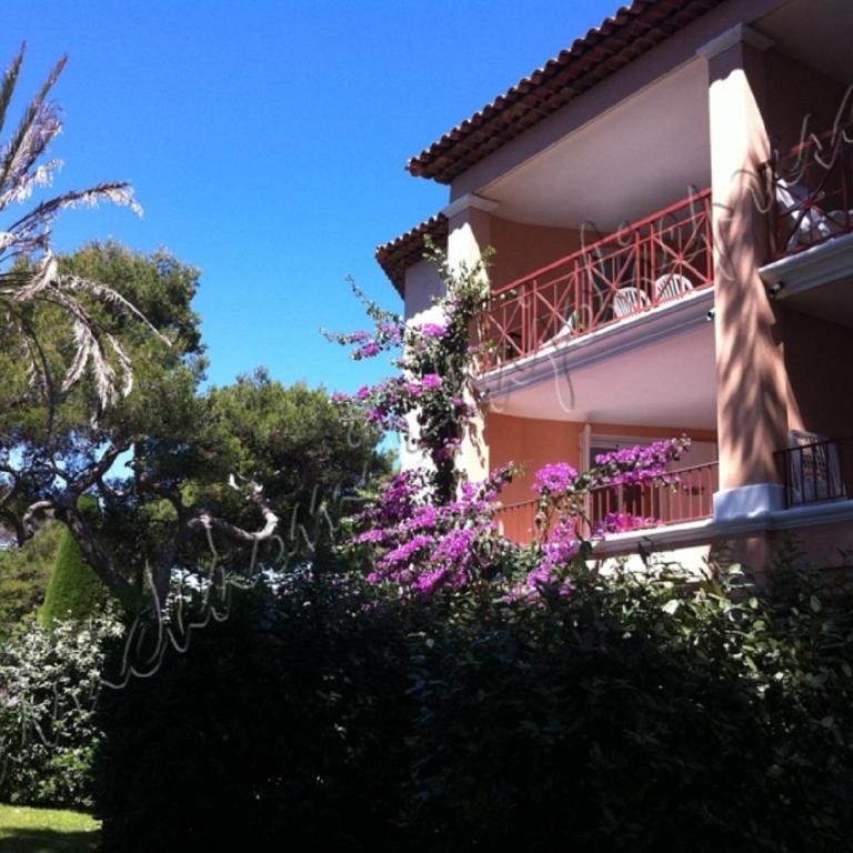HYERES, Magnifique Parc de la Presqu'île avec Piscine et Plage face à Porquerolles ! - Apartment - 28