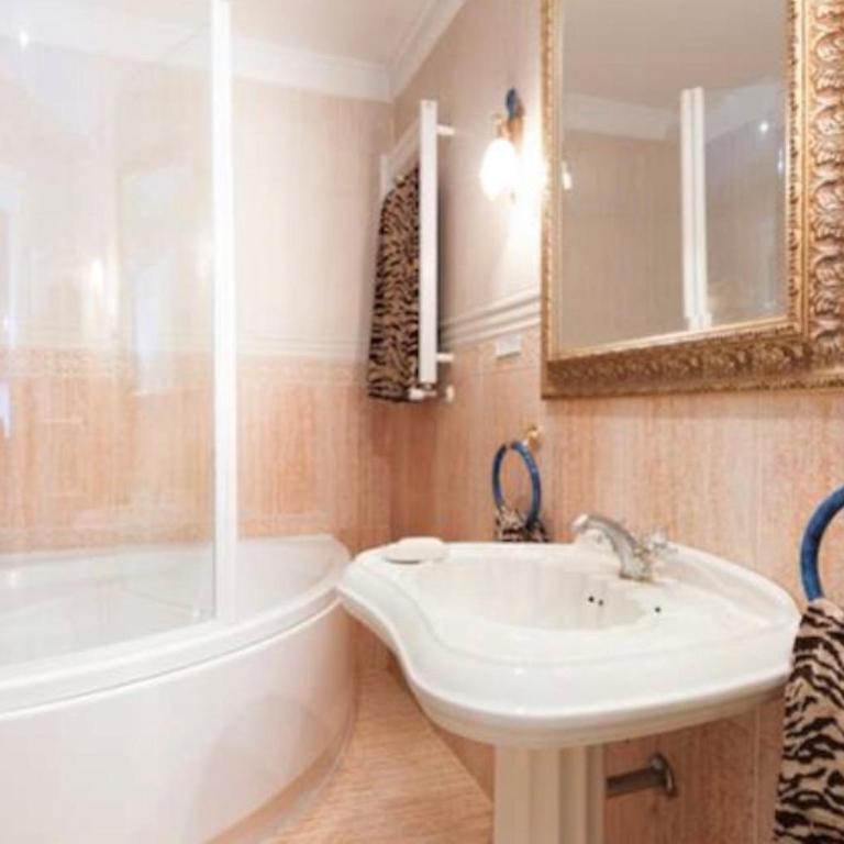 Apartamento frente al Guggenheim con wifi y parking privado ZBE -bajas emisiones gratis - Two-Bedroom Apartment - 20