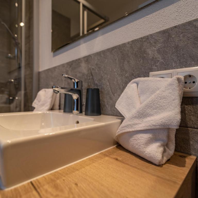 A CASA Rubin Chalet & Studio Resort - Apartment mit 2 Schlafzimmern - 17