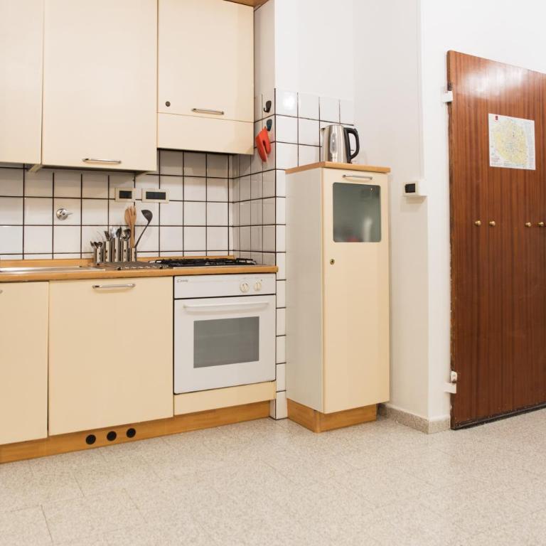 8- Tourist House Bologna - Light House - Self check-in - Appartamento con 1 Camera da Letto - 28