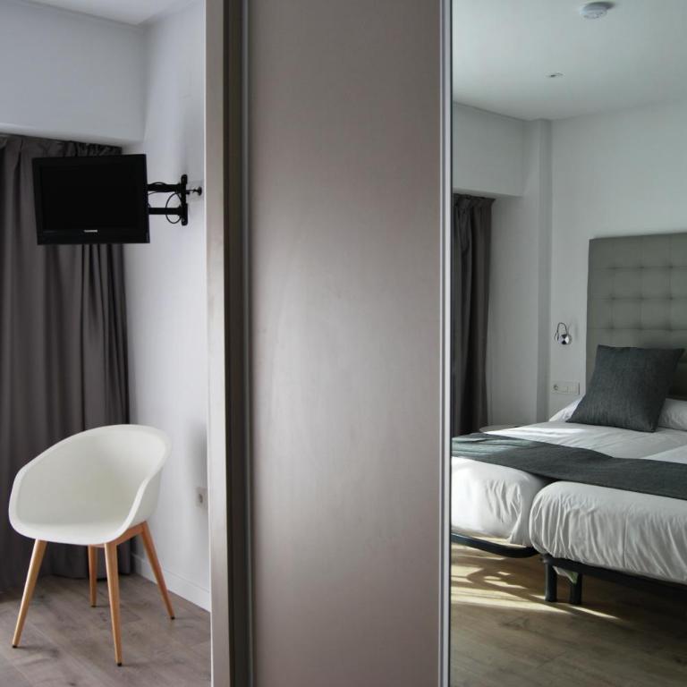 Estudiotel Alicante - Double Room Single Use (1 Adult) - 6