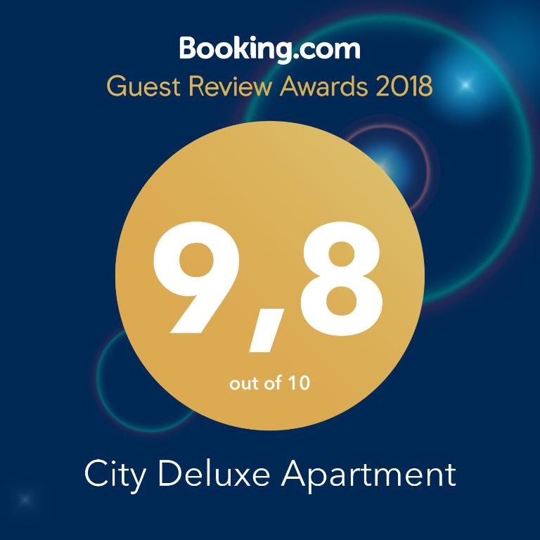City Deluxe Apartment- Alquiler corta duración - Three-Bedroom Apartment - 45