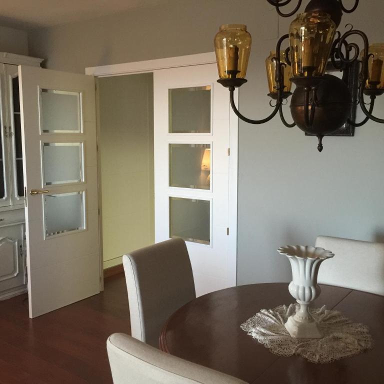 Málaga en familia - Two-Bedroom Apartment with Terrace and Sea View - 2