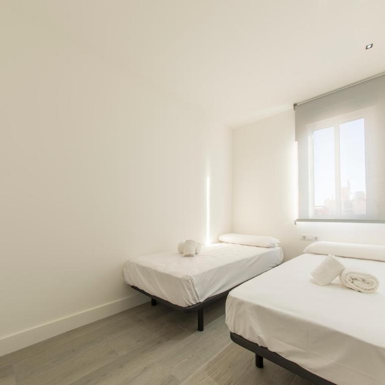 SohoSuites Villavieja - Penthouse Apartment with Private Terrace - 33