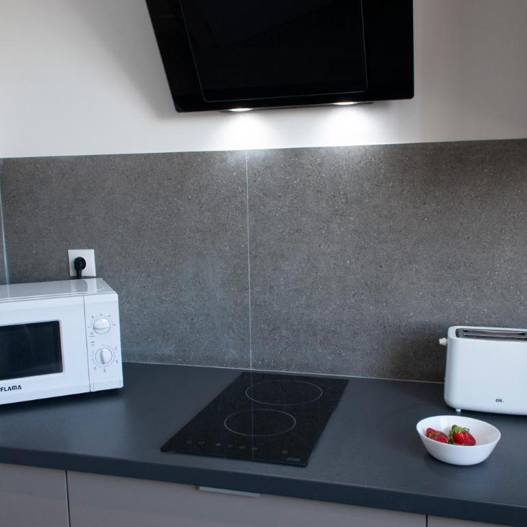 SohoSuites Villavieja - Penthouse Apartment with Private Terrace - 40