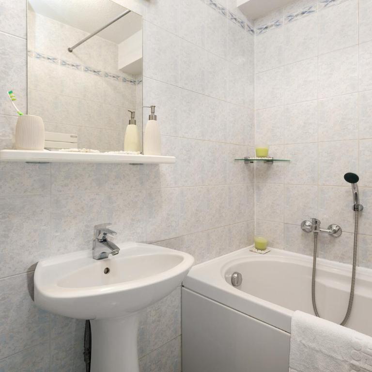 Madame Vacances Lodges des Alpages - Appartement 2 Chambres (8 Adultes) - 9