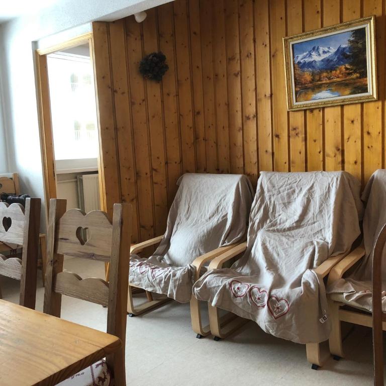 Lauzes - Apartment with Balcony - 1
