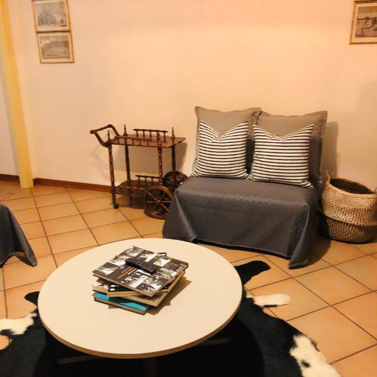 Palazzo Altavilla Deluxe - Deluxe Apartment - 6