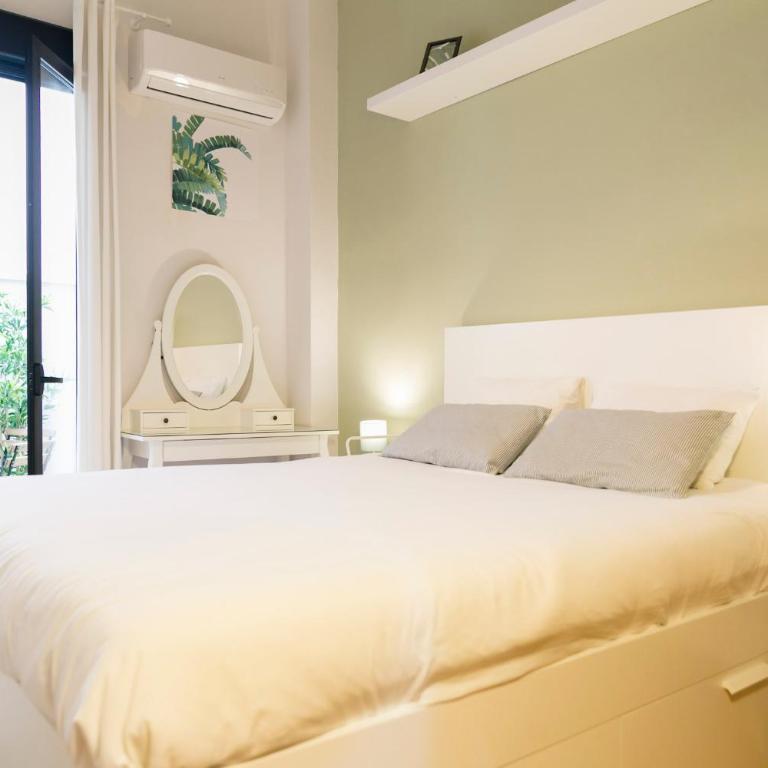 Family apartment Patio&Swimming pool in center Malaga - Apartment - 2