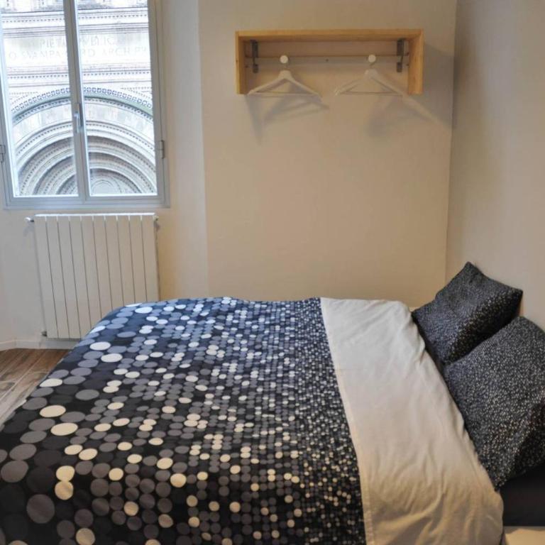 CAMERA e BAGNO PRIVATO a 3 minuti dalla Stazione - Double Room - 3