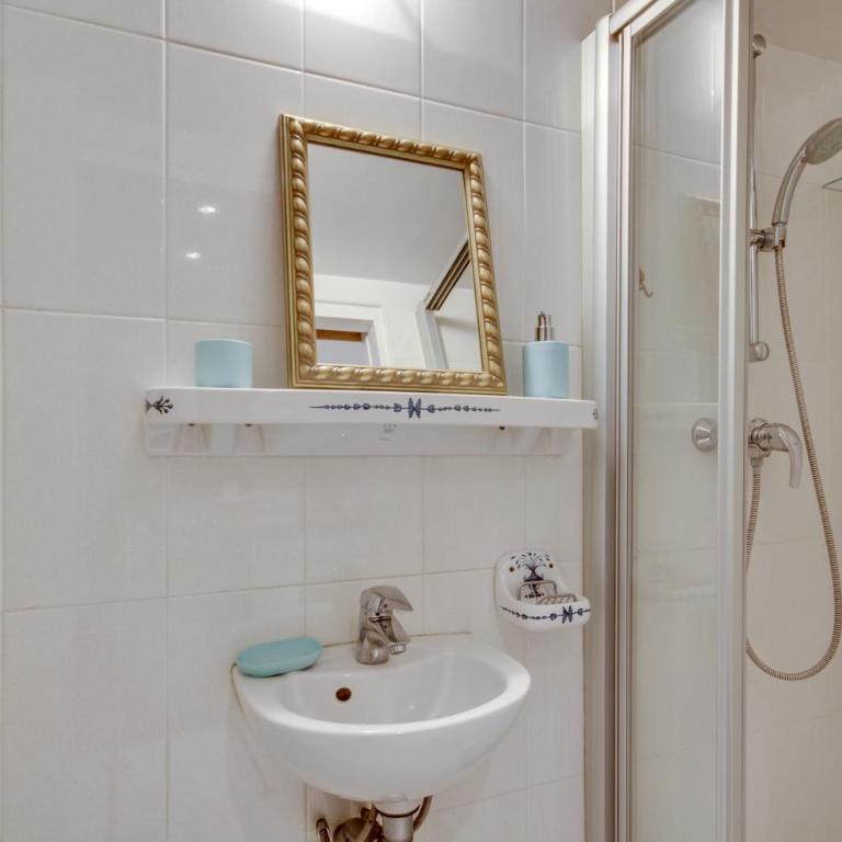 3 people - Place des Vosges Paris by Weekome - Appartement 1 Chambre - 8