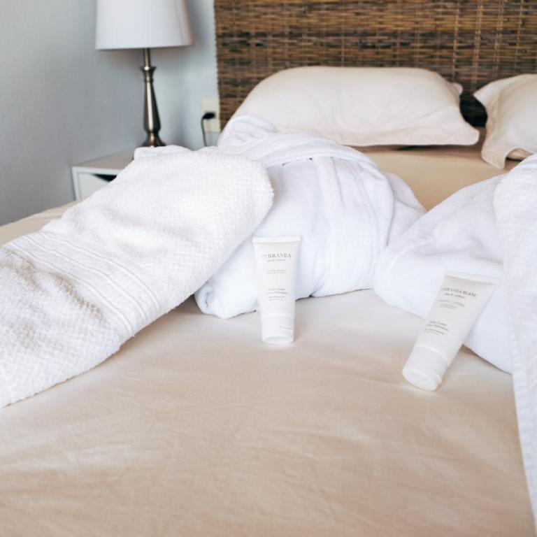 Kanaloah Lodge & Cabins - Double Room with Sea View - 3