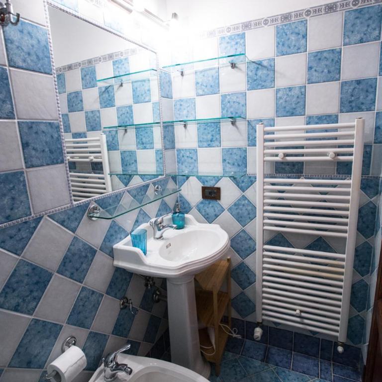 Baldovini Home Stay, Close to the city center - Camera Deluxe - 15