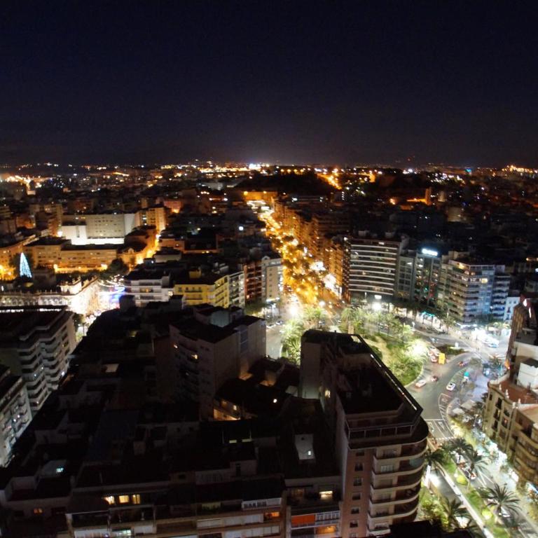 Charming Downtown skyscrapper - Apartment - 15