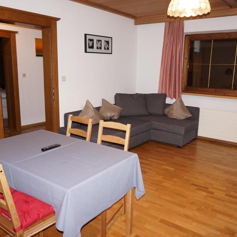 Hotel Untermetzger - Apartment mit 1 Schlafzimmer und Balkon - 9