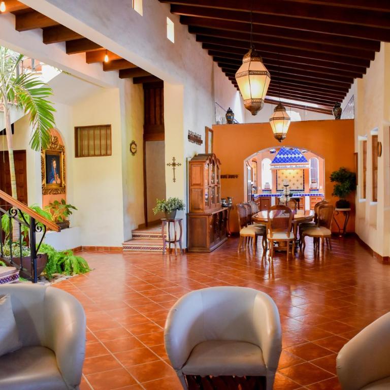 Hacienda La Moreda Hotel Boutique & Spa - Suite con bañera de hidromasaje - Cama extragrande - 4