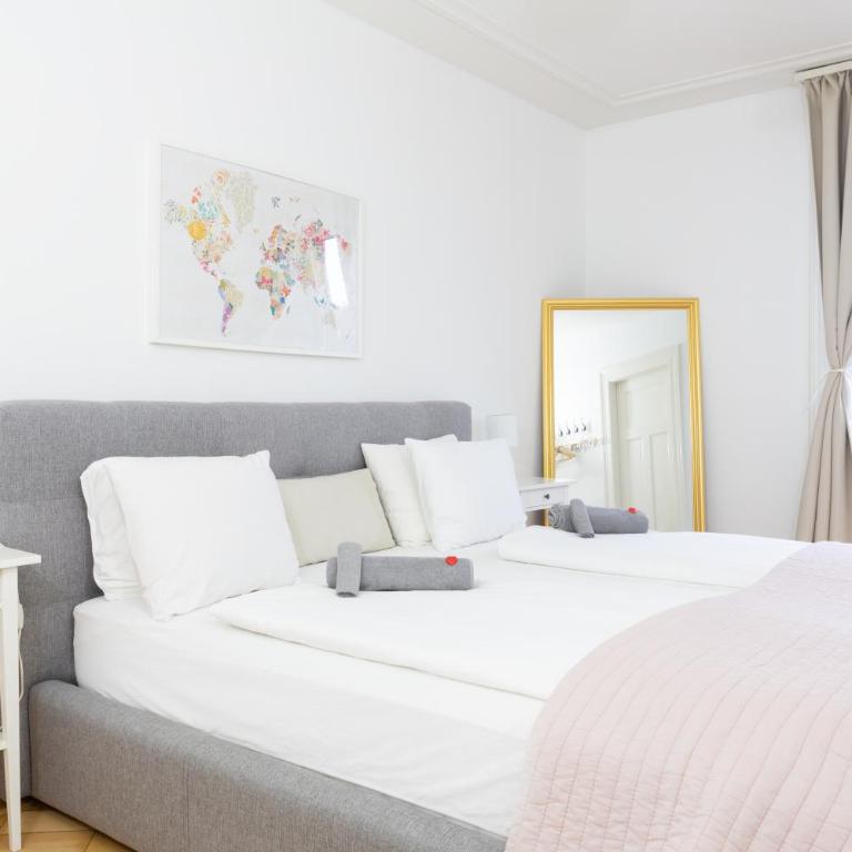Central Bright & Cozy Apartments - Apartment - 7