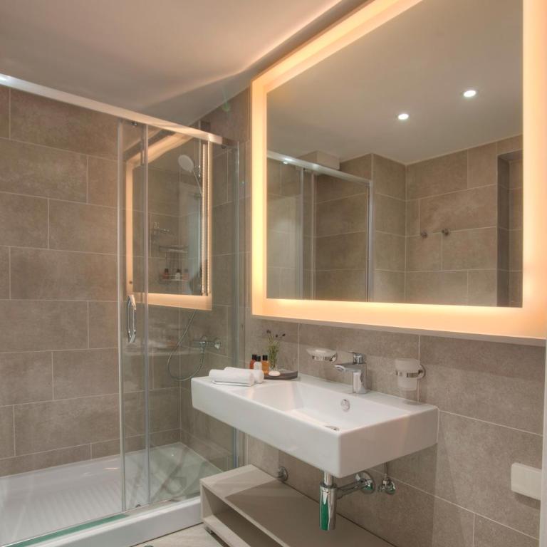 Fontana Hotel & Gastronomy - Apartman Tipa "Suite" s Pogledom na Grad - 5