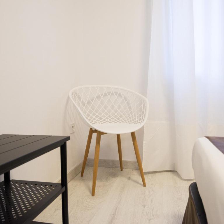 Nuevo centro 3 hab 2 baños ac wifi - Three-Bedroom Apartment - 14