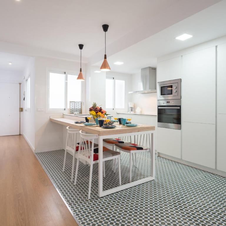 Centrico apartamento 2 dorm - Two-Bedroom Apartment - 9