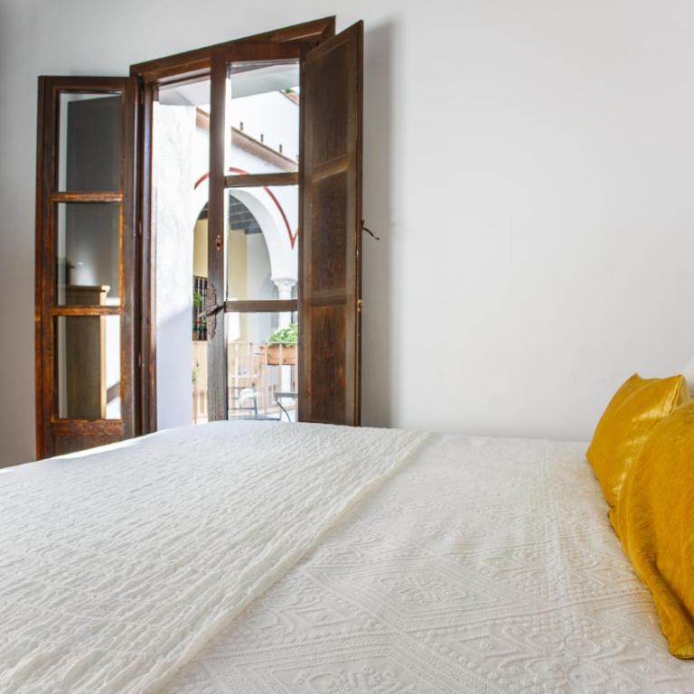 Apartamentos Los Patios de la Judería - Two-Bedroom Duplex Apartment with Terrace - 5