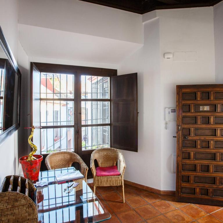 Apartamentos Los Patios de la Judería - Two-Bedroom Duplex Apartment with Terrace - 2