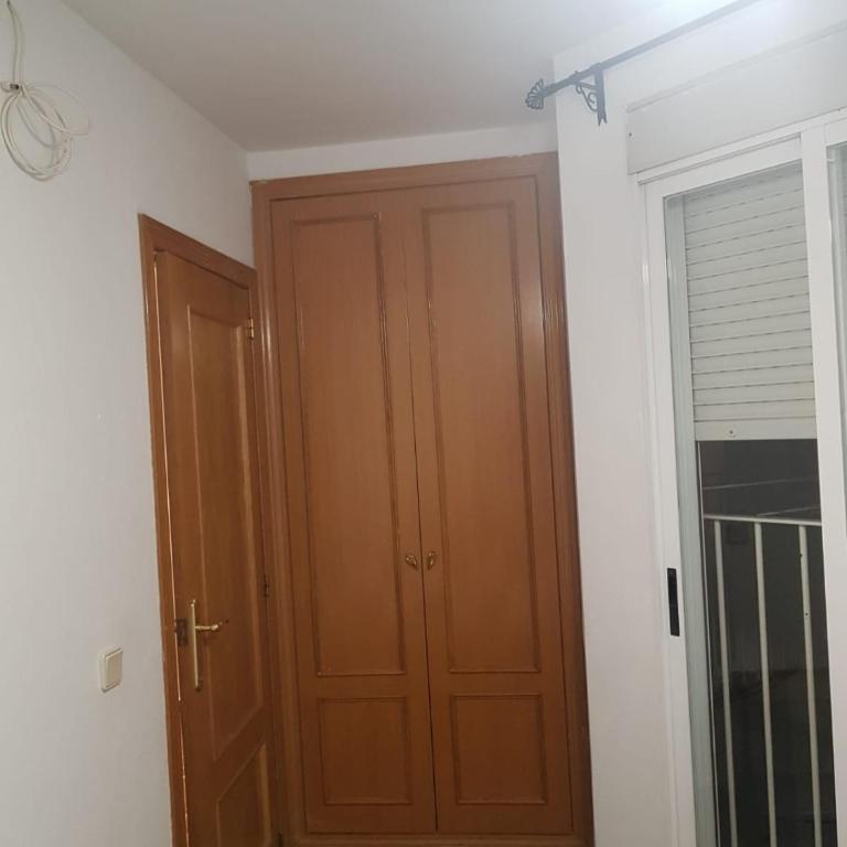 Isabel - Three-Bedroom Apartment - 20