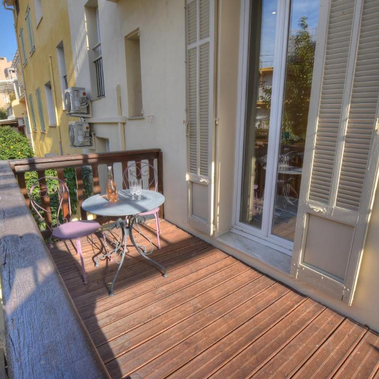 TERRASSE ARENE - 2P avec grande terrasse, situation idéale en Vieille ville - Appartement 1 Chambre - 3