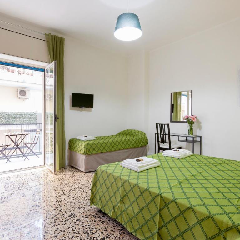 B&B La Primula - Camera Quadrupla con Bagno Privato Esterno - 2