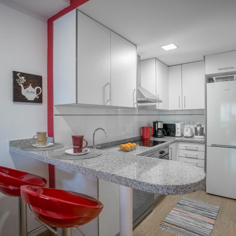 Apartment on the beach,pool,WiFi,garage,Valencia - Apartamento de 2 dormitorios - 8