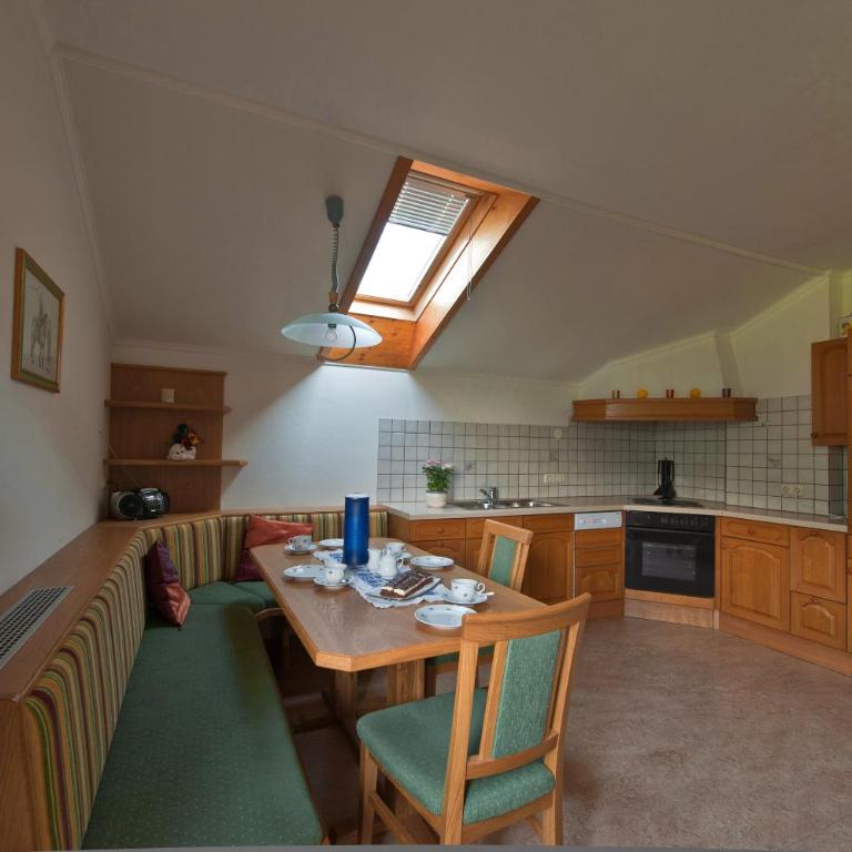 Hausebengut - Apartment mit 2 Schlafzimmern und Dusche - 2