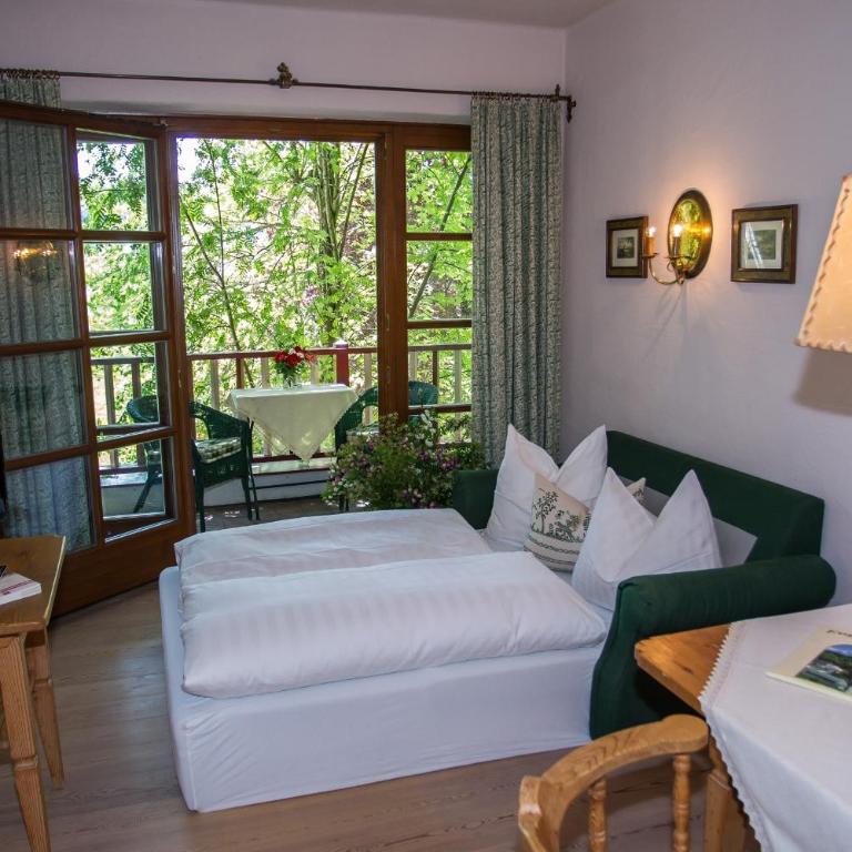 Salzburg Hotel Holznerwirt - Familienzimmer (2 Erwachsene + 2 Kinder) - 5