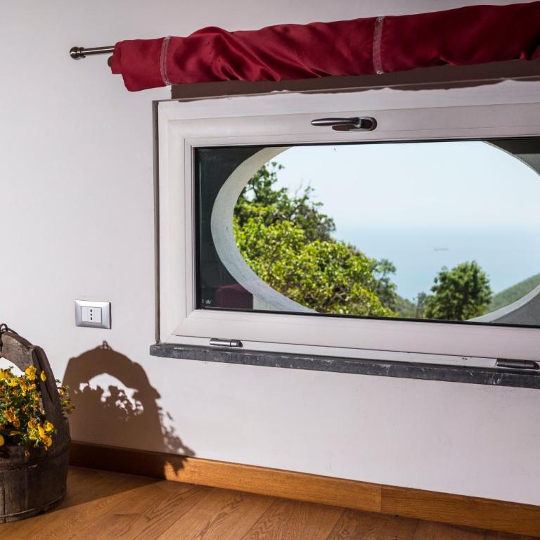 Agriturismo Villa Lupara - Camera Familiare con Terrazza - 2