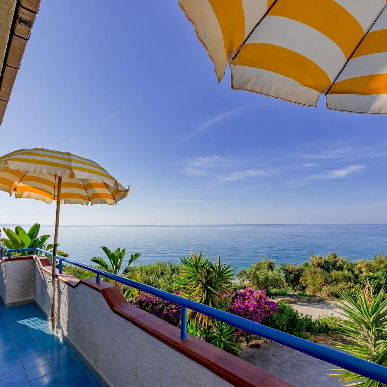 Lumia Case Vacanze - Four-Bedroom Apartment - 7
