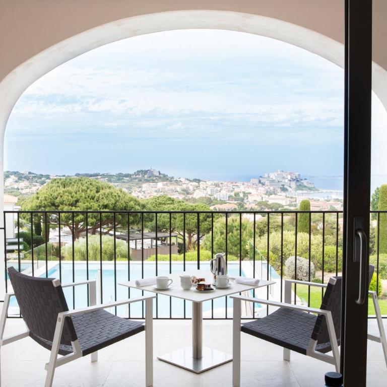 La Villa Calvi - Suite - Vue sur Mer - 1
