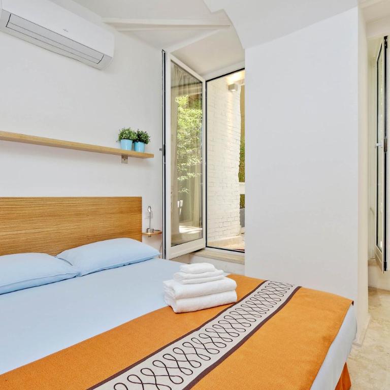 Design Loft Campo dei Fiori - Appartamentino su 2 Livelli - 13
