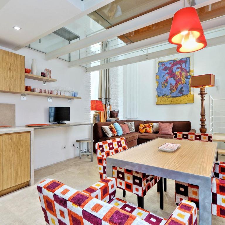 Design Loft Campo dei Fiori - Appartamentino su 2 Livelli - 2