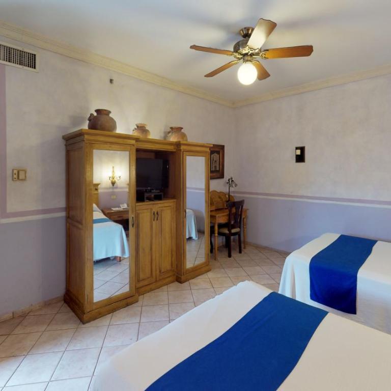 Hotel Boutique La Mision De Fray Diego - Standard Two Double Beds Room - 1
