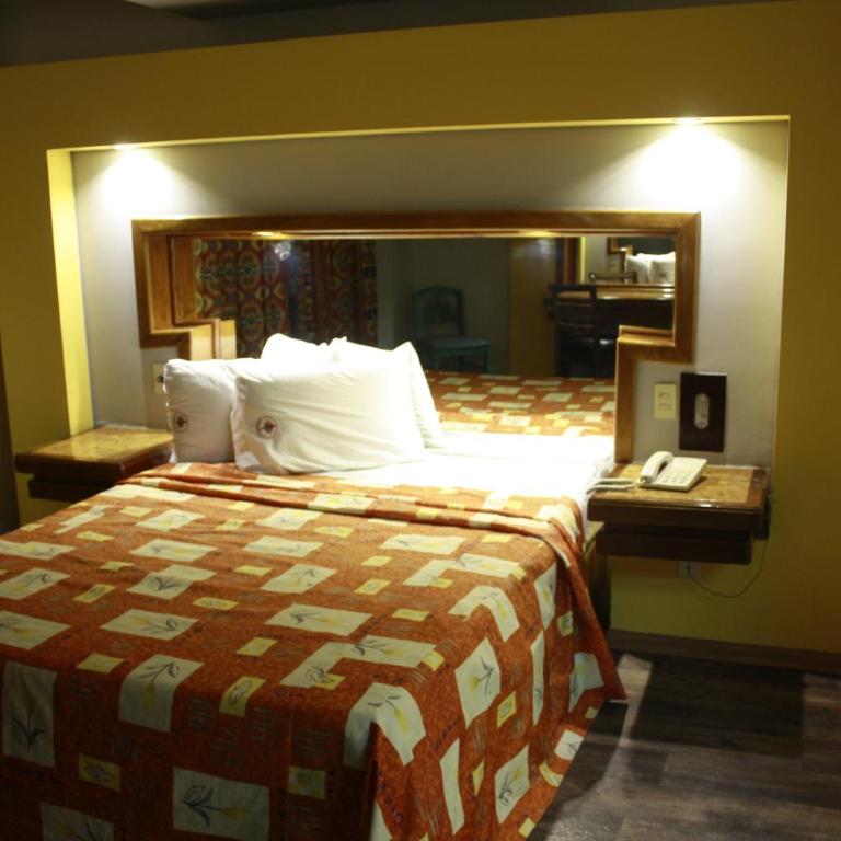 Hotel Mina - Queen Room - 7