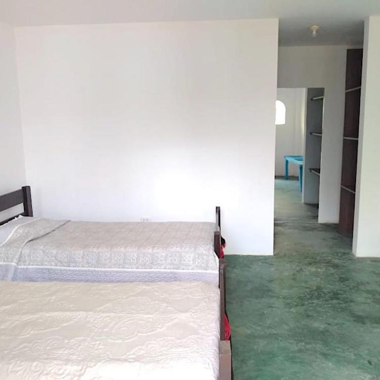 La Posada de Yumbilla - Twin Room with Private Bathroom - 4