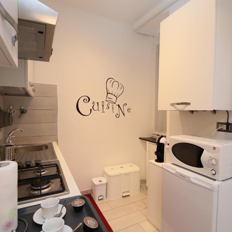 A due passi dalla LANTERNA - Appartamento con 1 Camera da Letto - 24