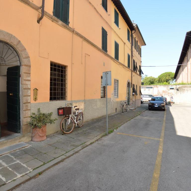 Holiday Home in Lucca near Historic Walls - Casa Vacanze con 1 Camera da Letto - 3