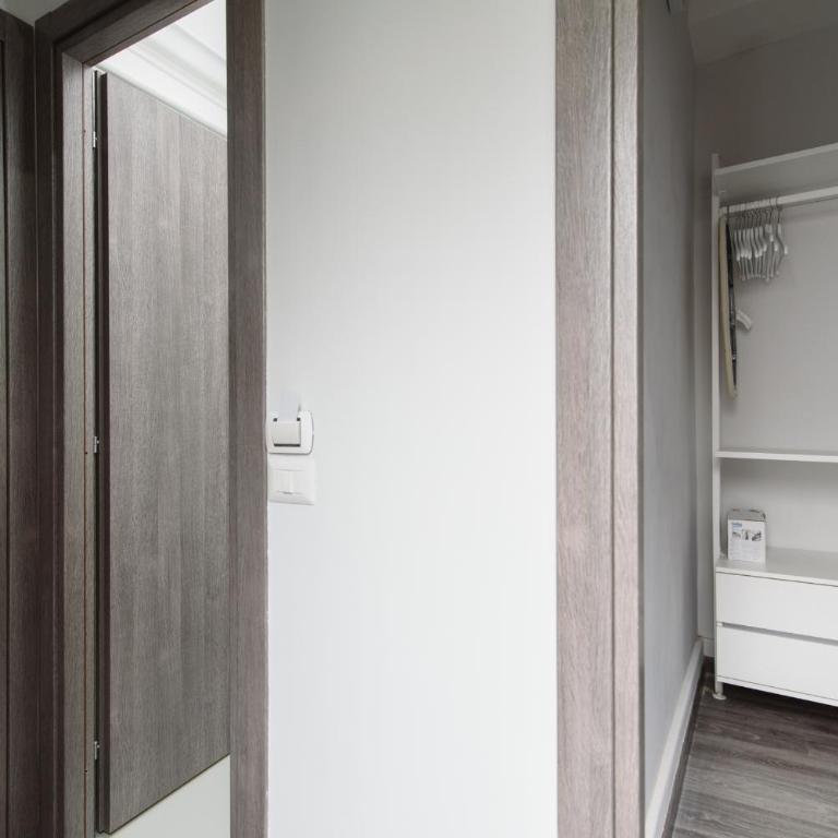 White Caesar Guesthouse - Camera Tripla - 3