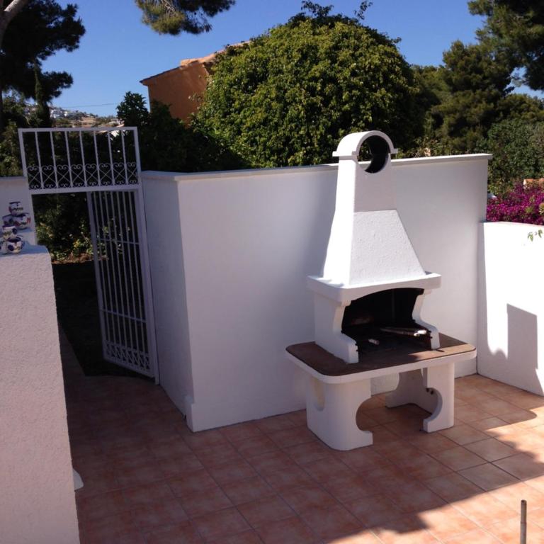 No 20 Bernia, Moraira - Villa with Private Pool - 21