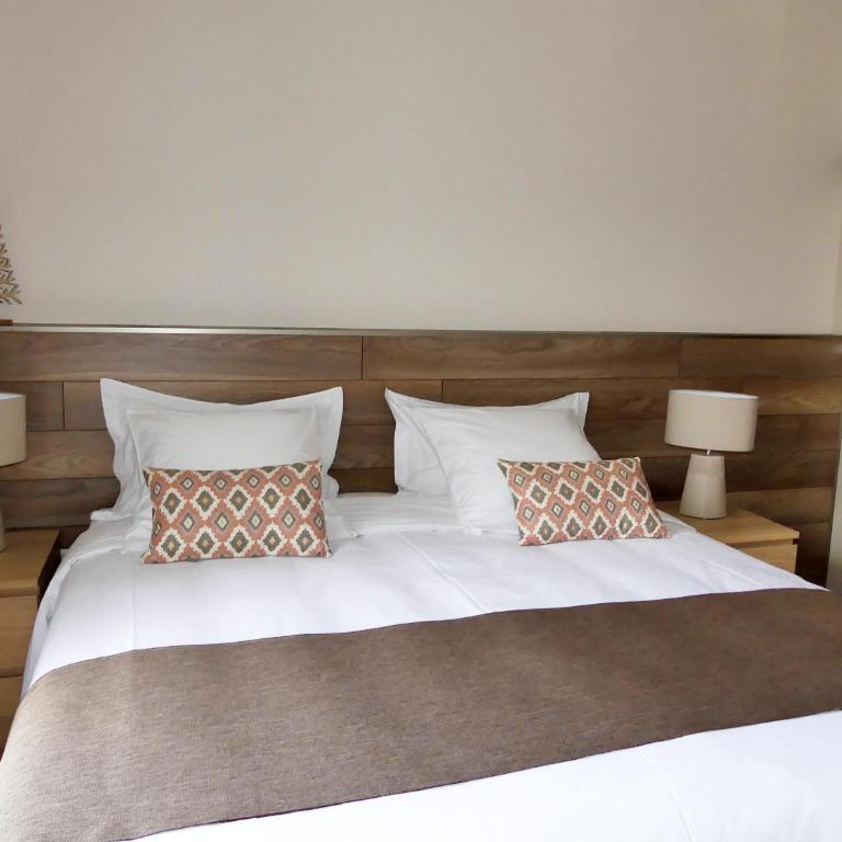 Les Ambaciales - Double or Twin Room with Extra Bed - 4