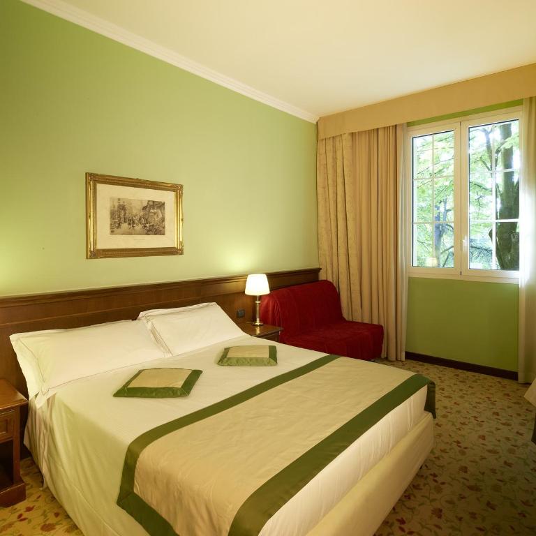 Meditur Hotel Bologna - Camera Comfort Familiare - 1
