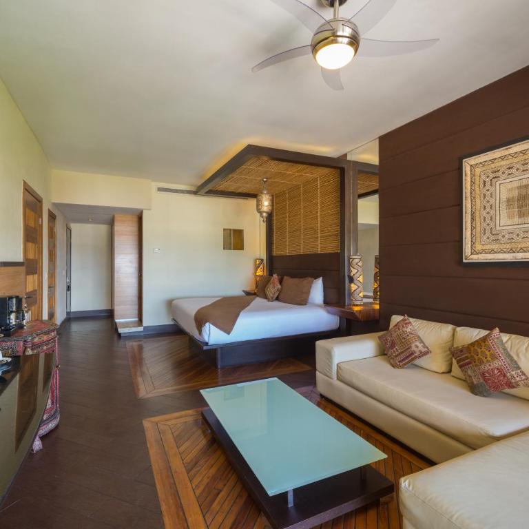 La Divina by Aldea Thai - Master Suite with Sea View - 1