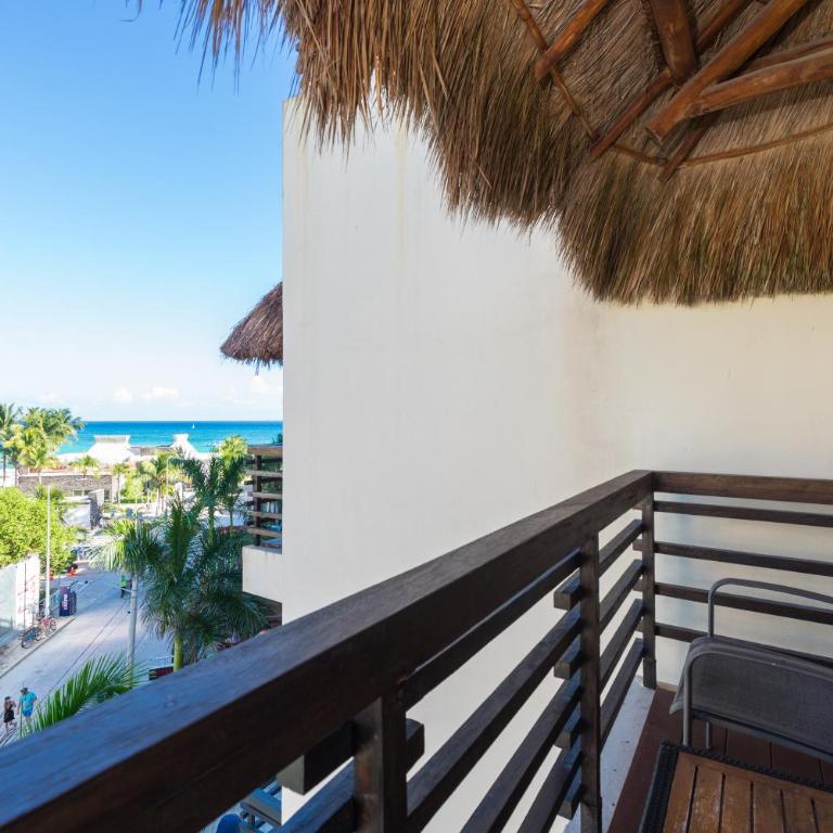 La Divina by Aldea Thai - Master Suite with Sea View - 6