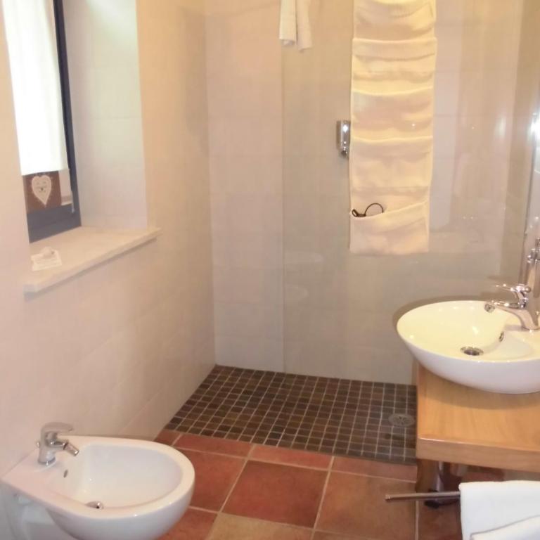 Agriturismo Bio-Ecologico Sant'Isidoro - Camera Matrimoniale - 1